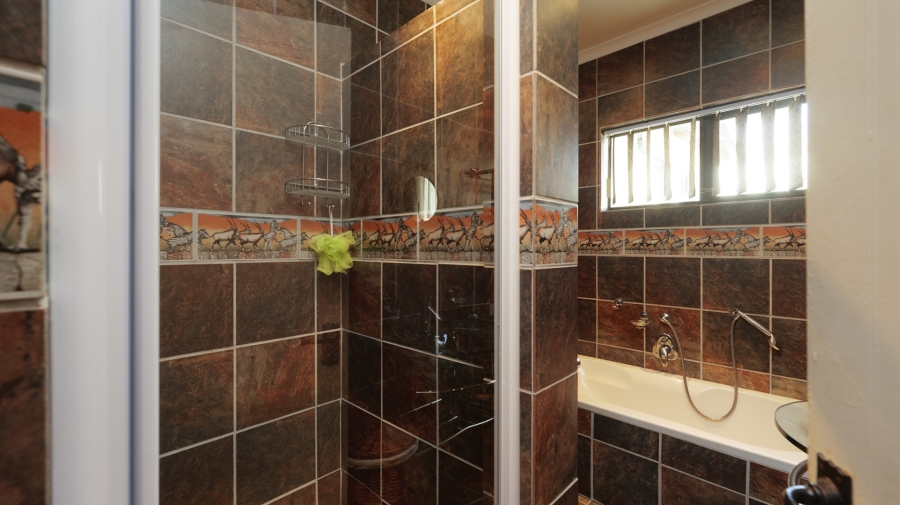 5 Bedroom Property for Sale in Suiderstrand Western Cape